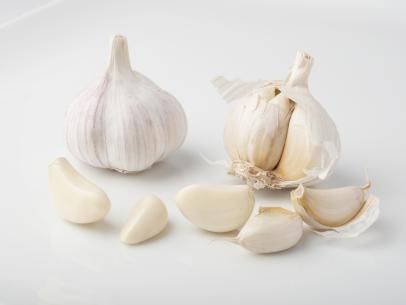 Garlic Cloves Image